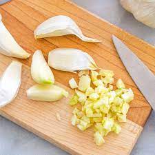 Benefit from the natural properties of garlic